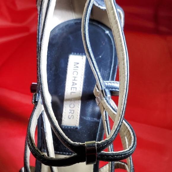 Women's shoes - Picture 2 of 4